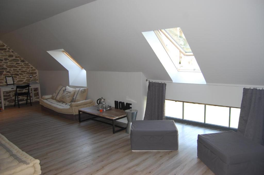 Maison D'Hotes & Gites Domaine De La Garaye Динан Экстерьер фото